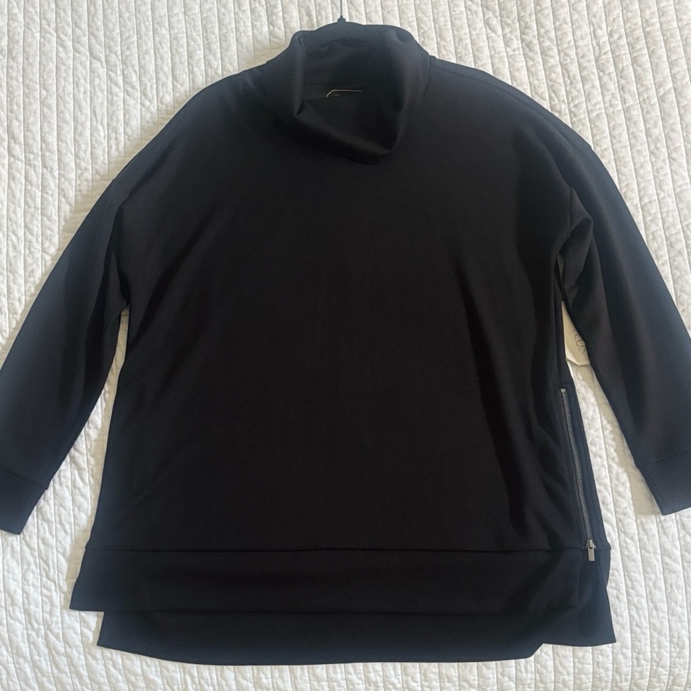 STYLUS Women’s Black Long Sleeve Activewear